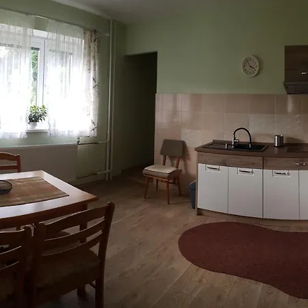 Apartment Arnika Korenov Exterior photo